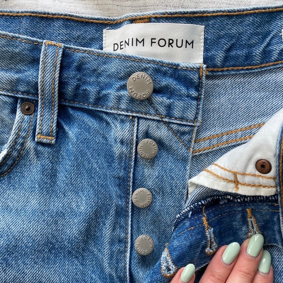 DENIM FORUM THE YOKO MID THIGH SHORT - Picture 2 of 4